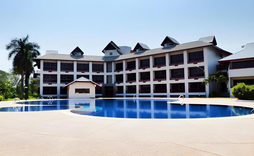 The Impress Nan Hotel Dış mekan fotoğraf