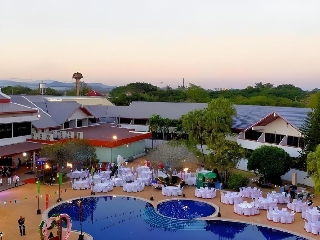 The Impress Nan Hotel Dış mekan fotoğraf